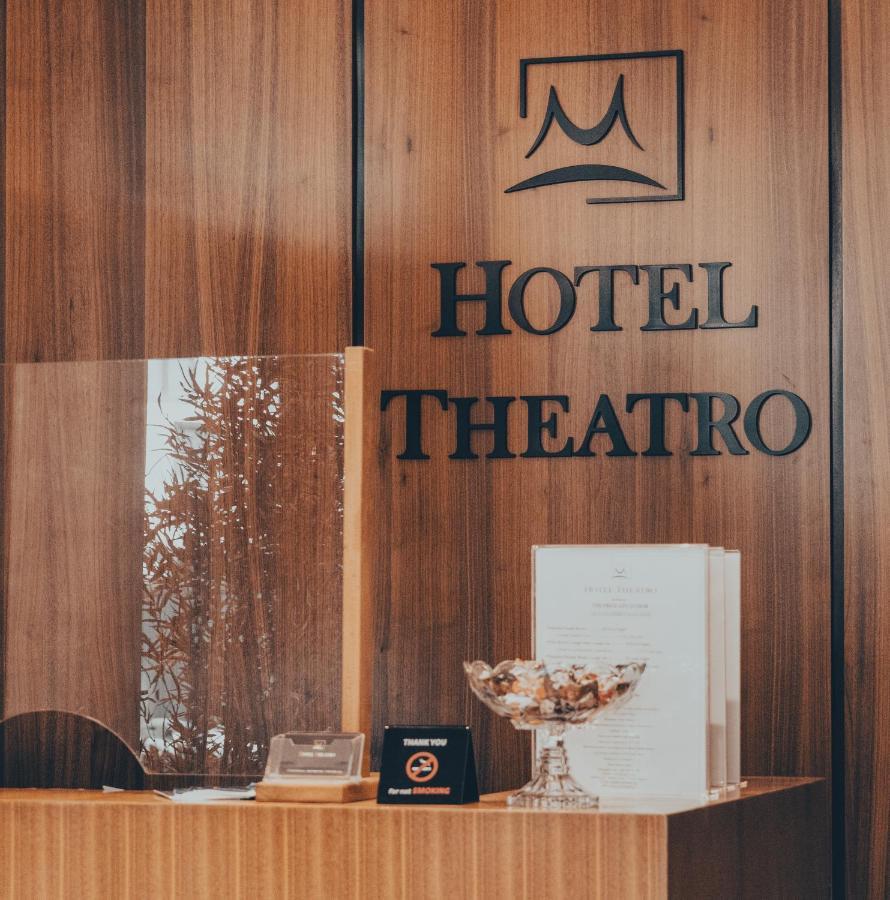 Hotel Theatro- City Center Tirana Kültér fotó